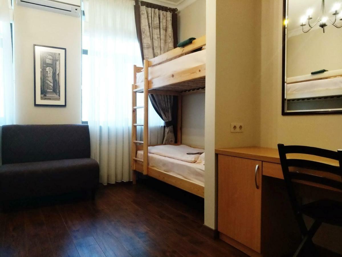 Belokorichi Hotell Kiev Eksteriør bilde